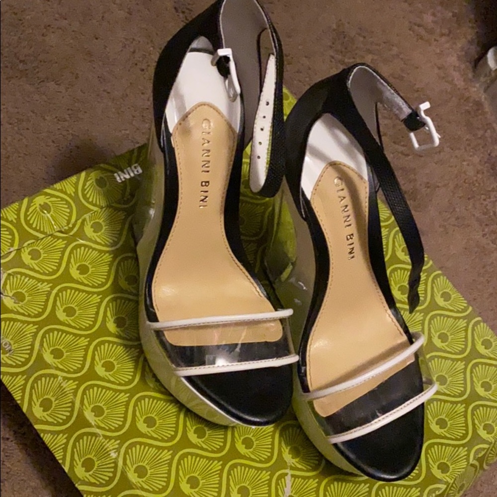 Wedges - Picture 5 of 6